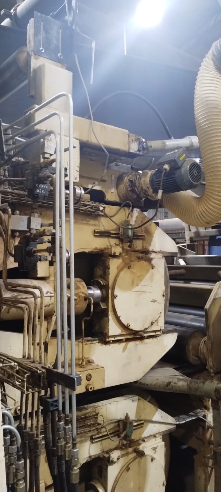 Prensa MDF Egger (3)