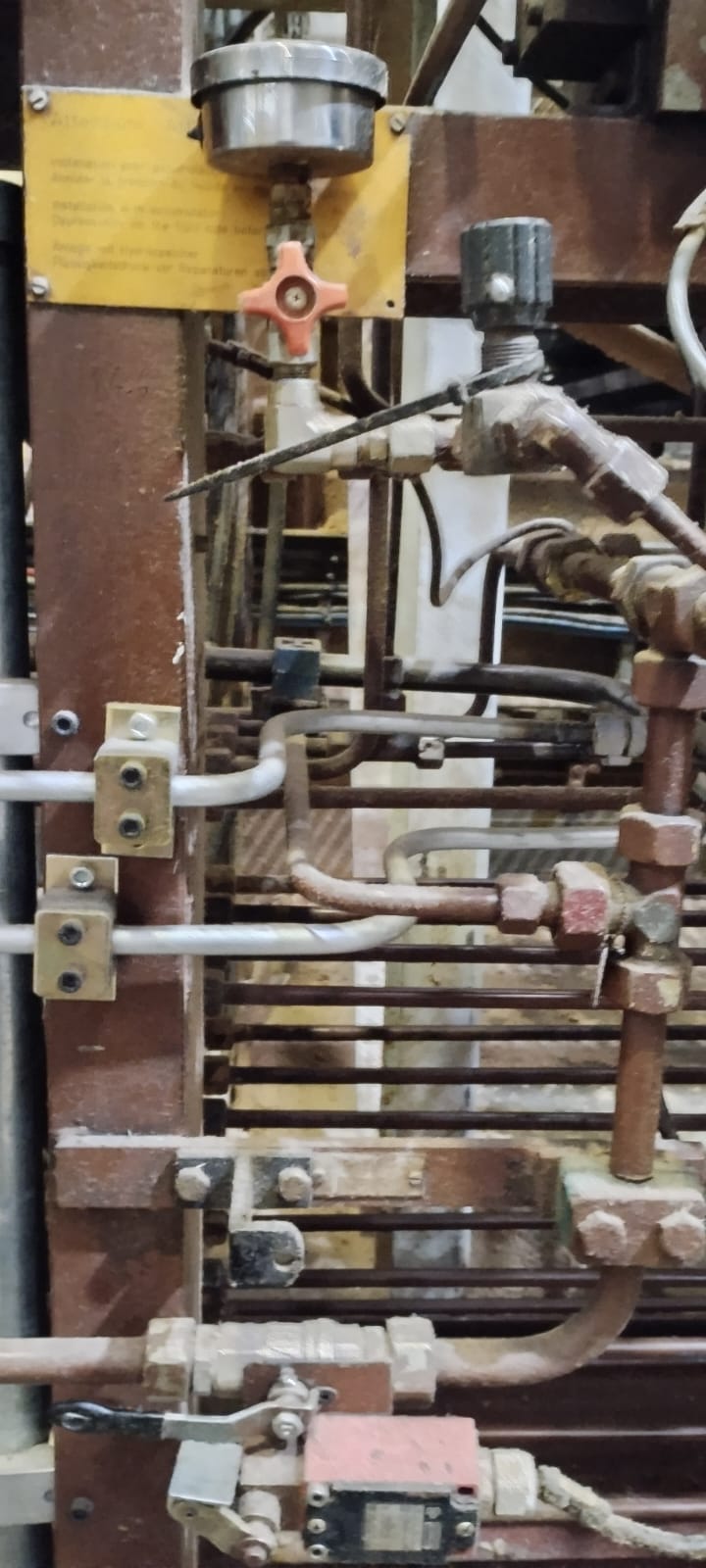 Prensa MDF Egger (5)